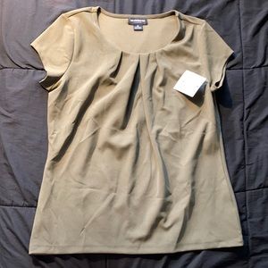 Liz Claiborne green blouse size M new with tags